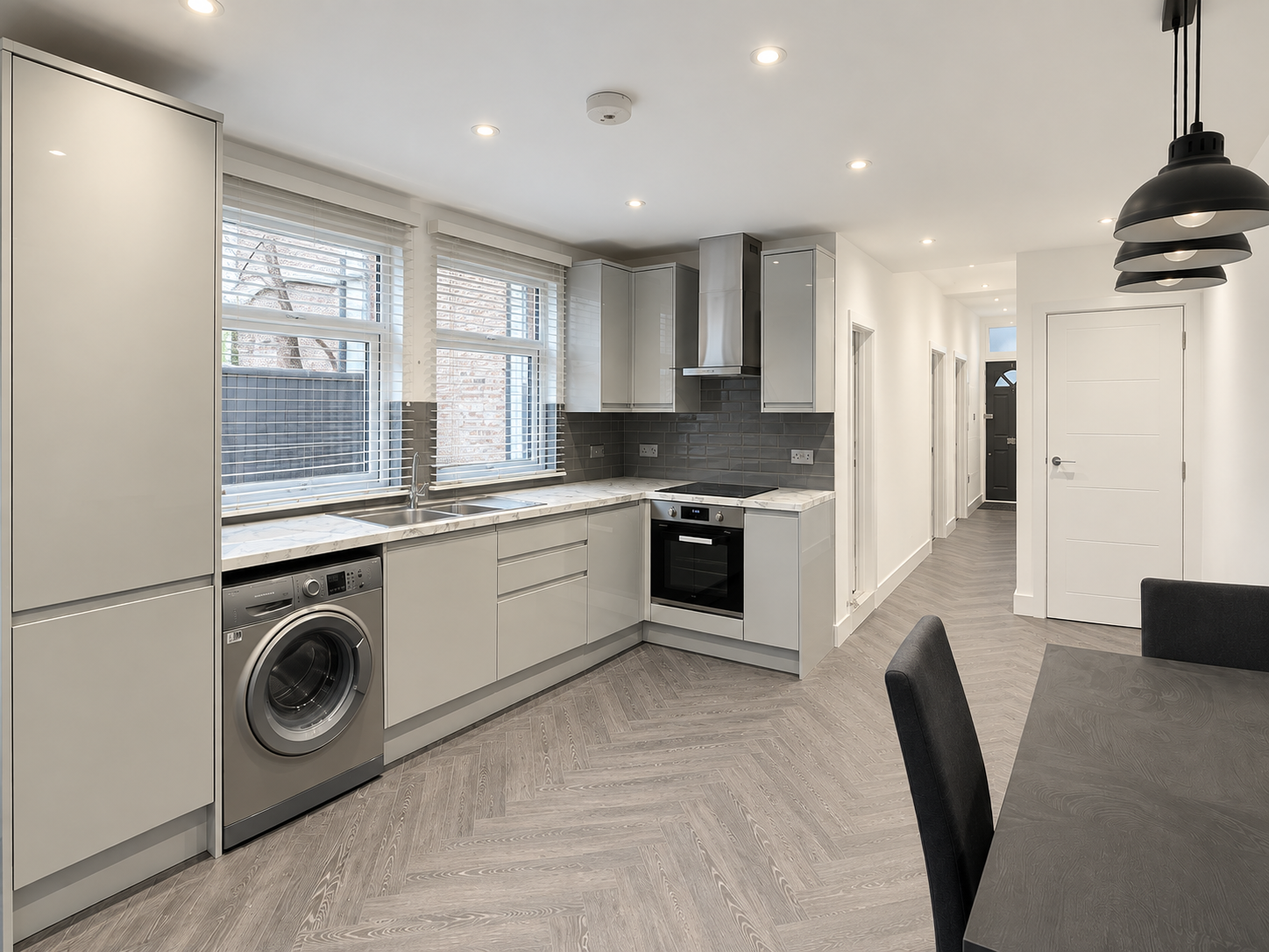 Flat Acre Lane in Greater London