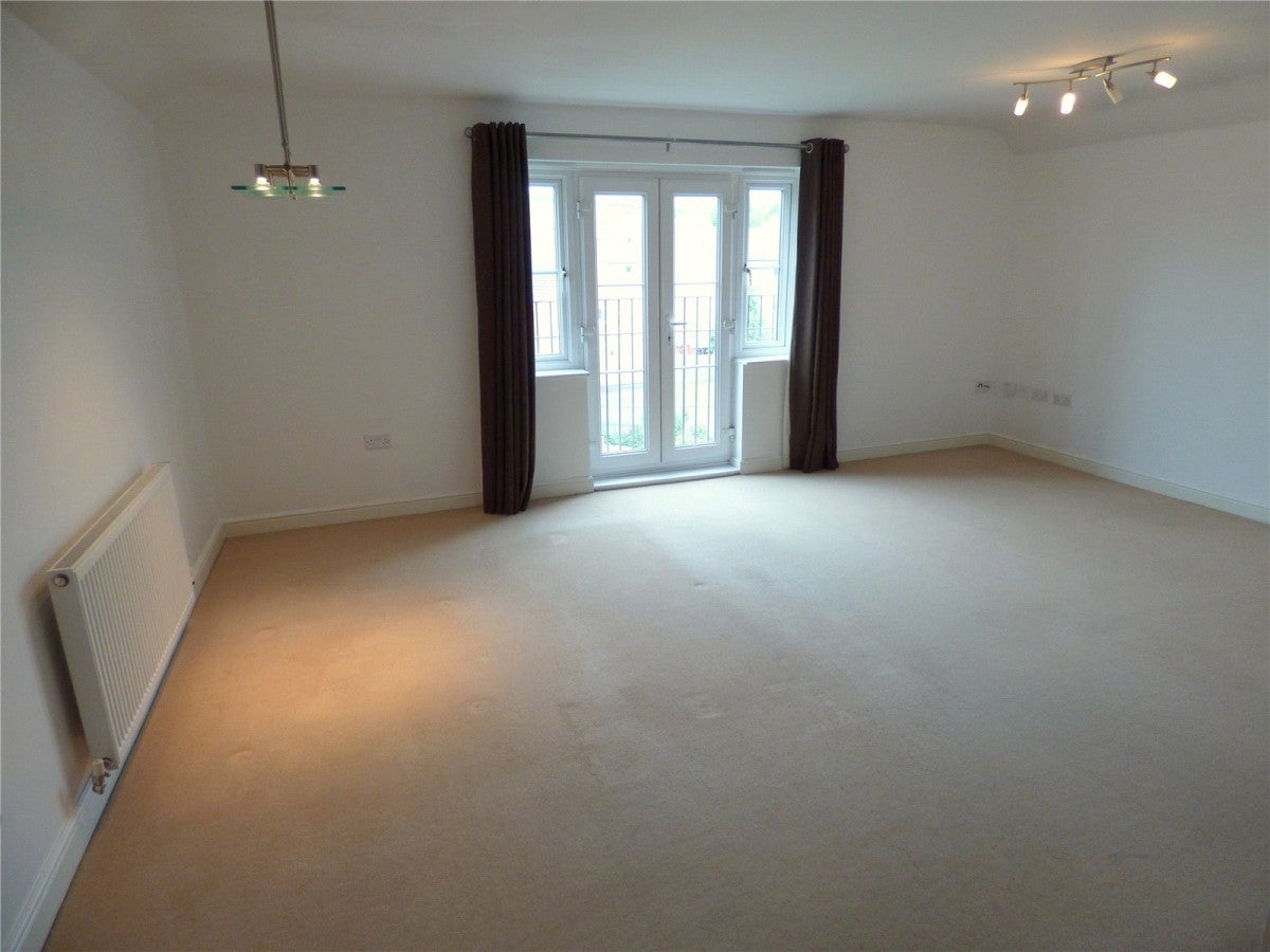 Flat Radulf Gardens in Kirklees