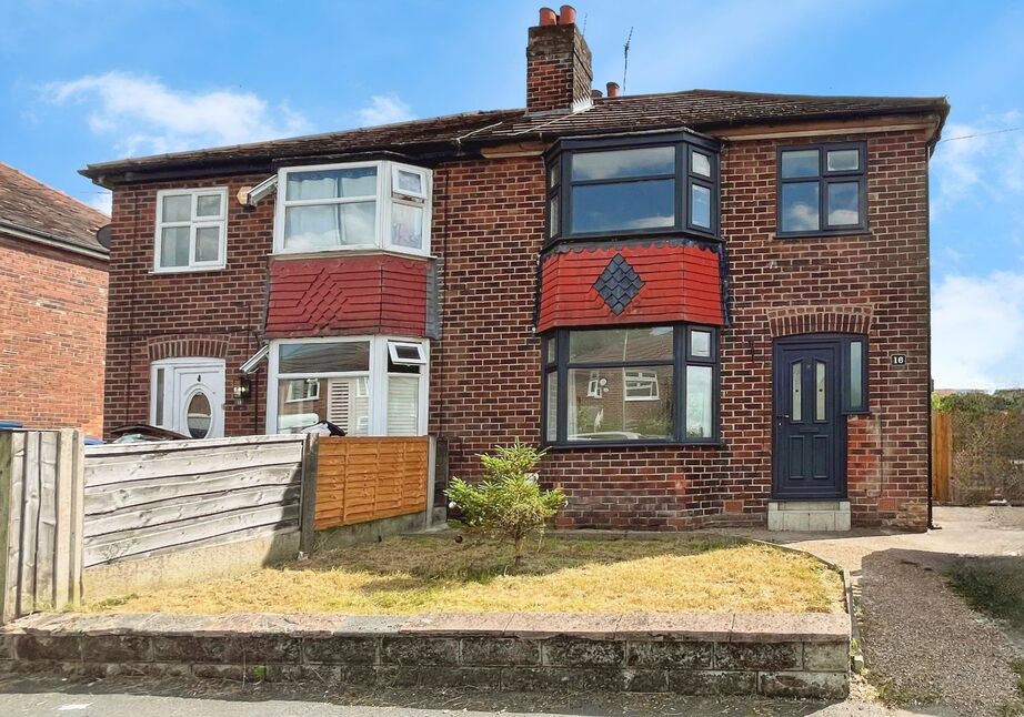 House Dorset Avenue in Cheadle Hulme