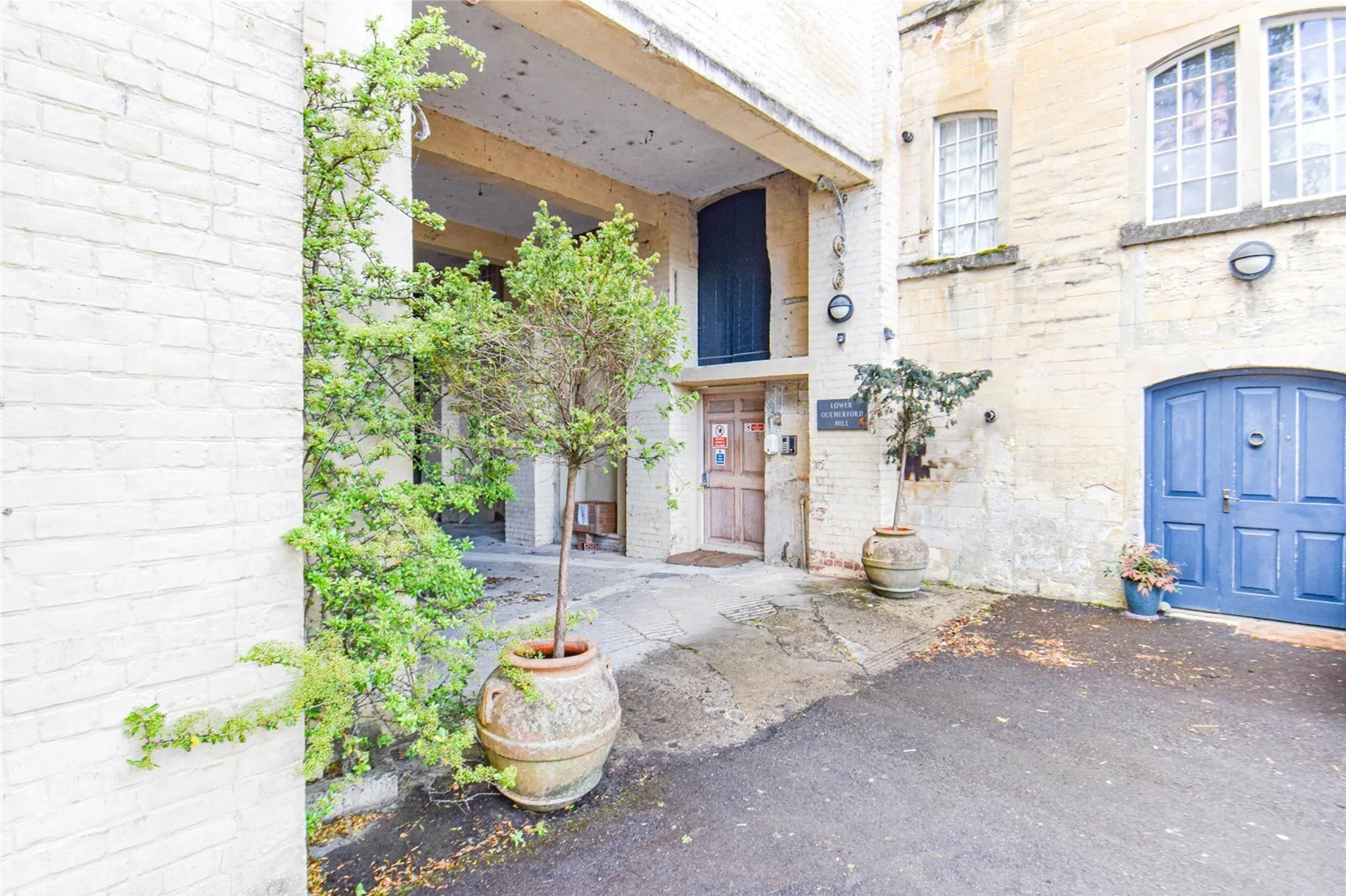 Flat Quemerford in Calne