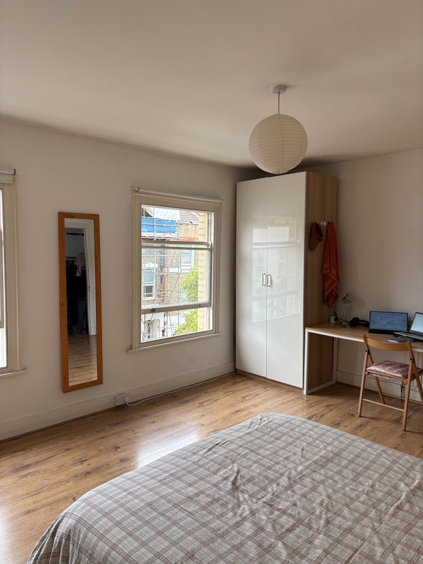 Room Reighton Road in Greater London