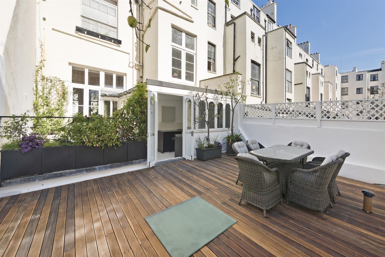 Flat Cleveland Square in City of Westminster