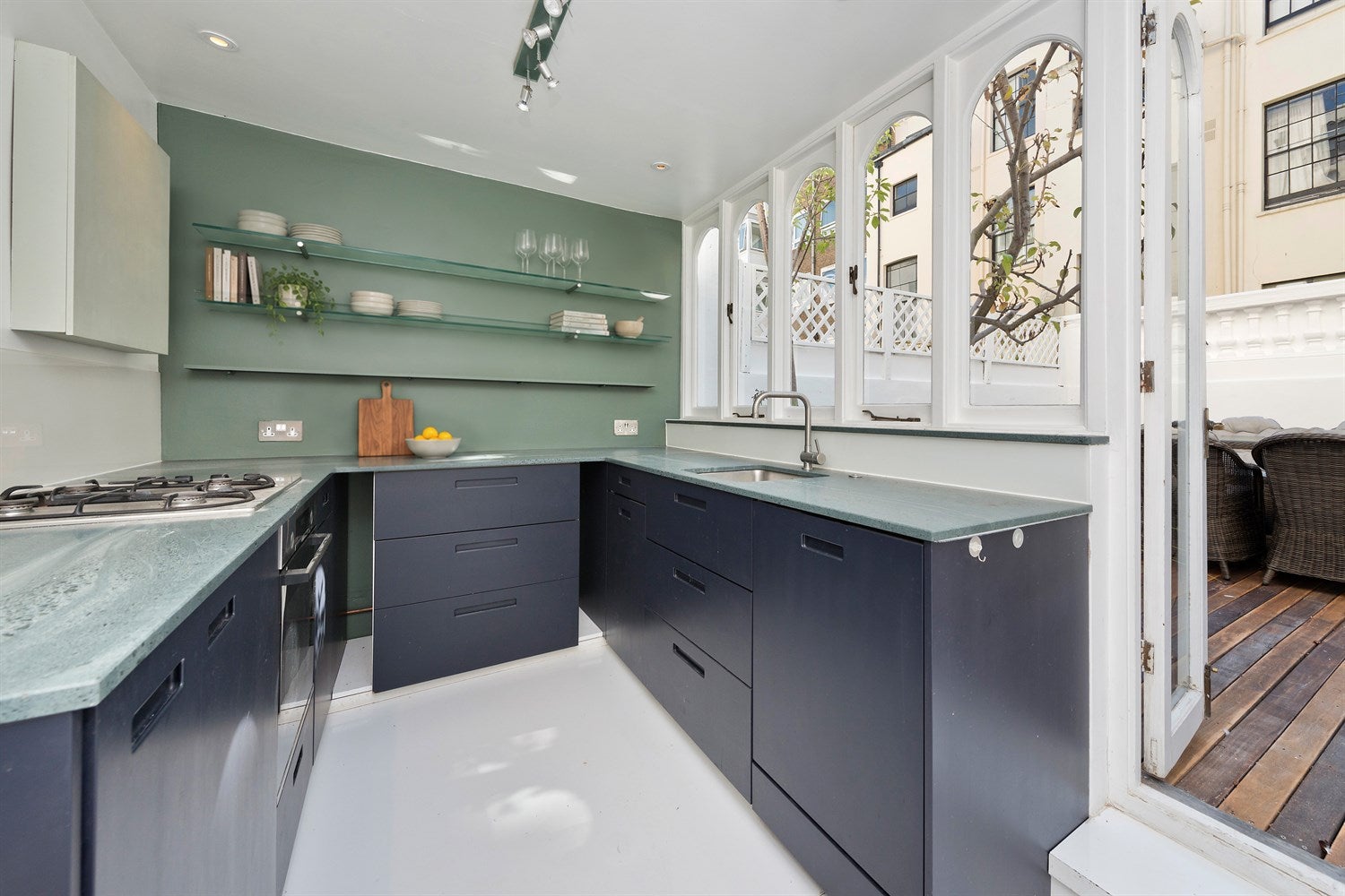 Flat Cleveland Square in City of Westminster