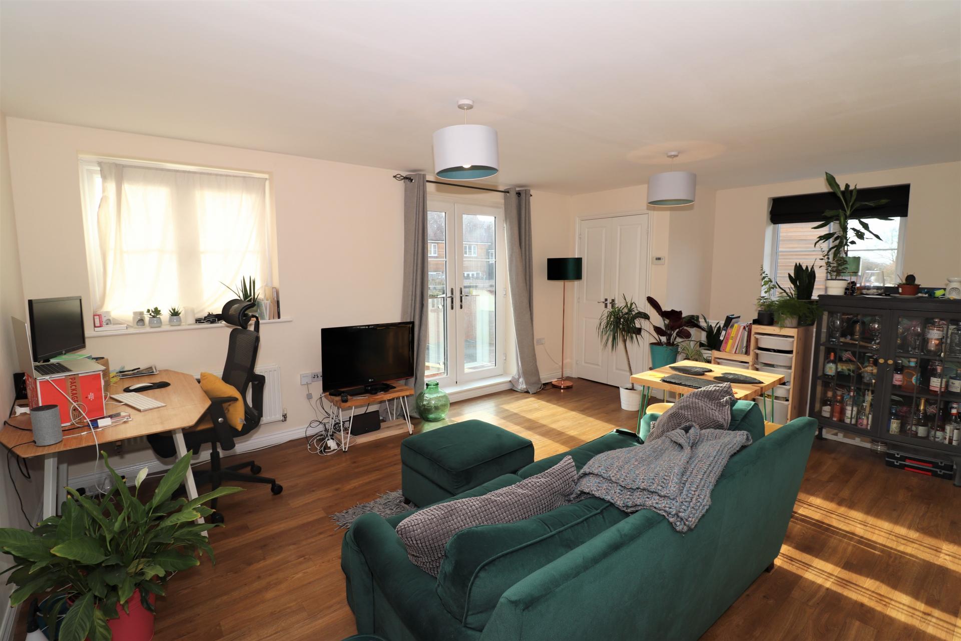 Flat Queenstock Lane in Wealden