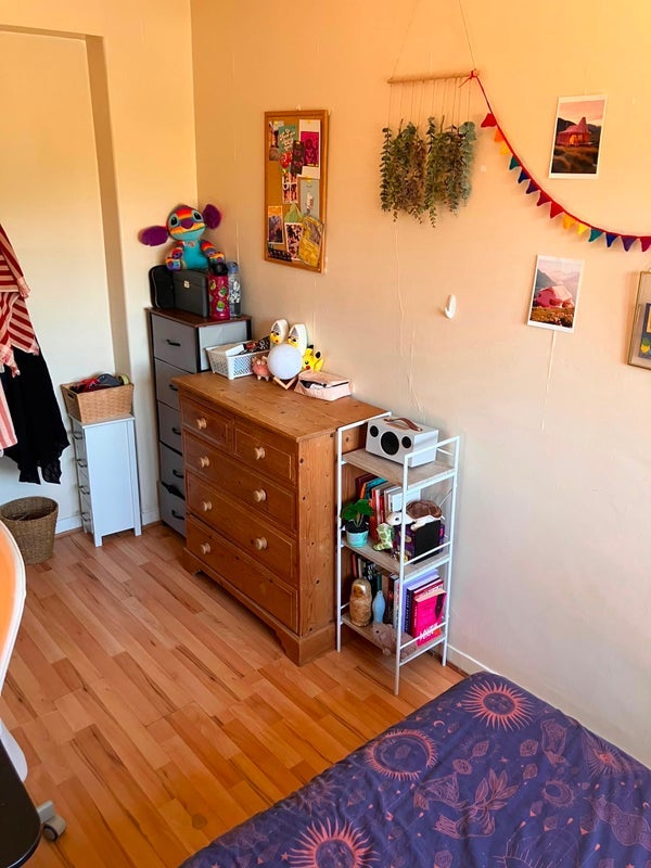 Room Tyssen Street in Greater London