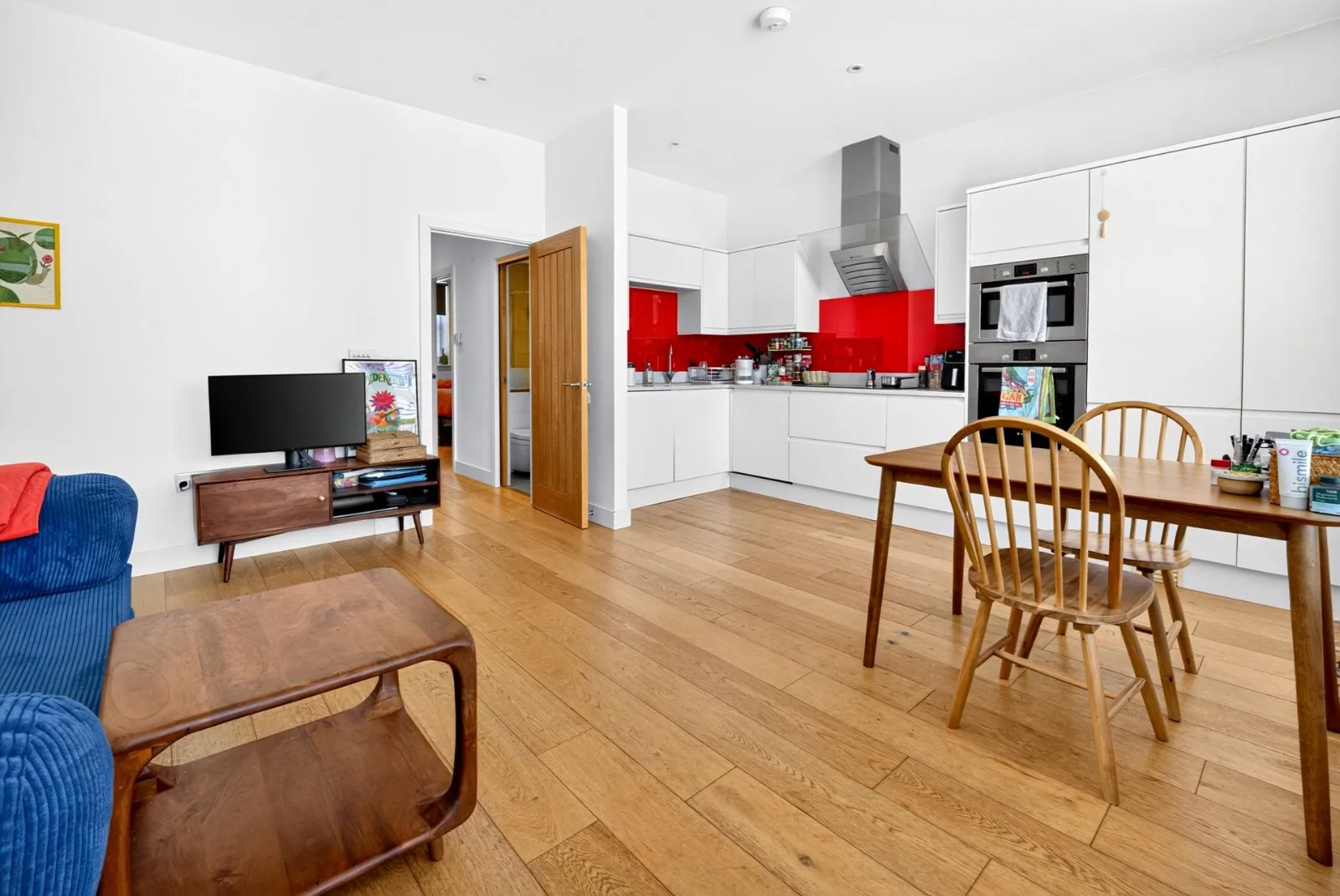 Flat Upper Street in Greater London