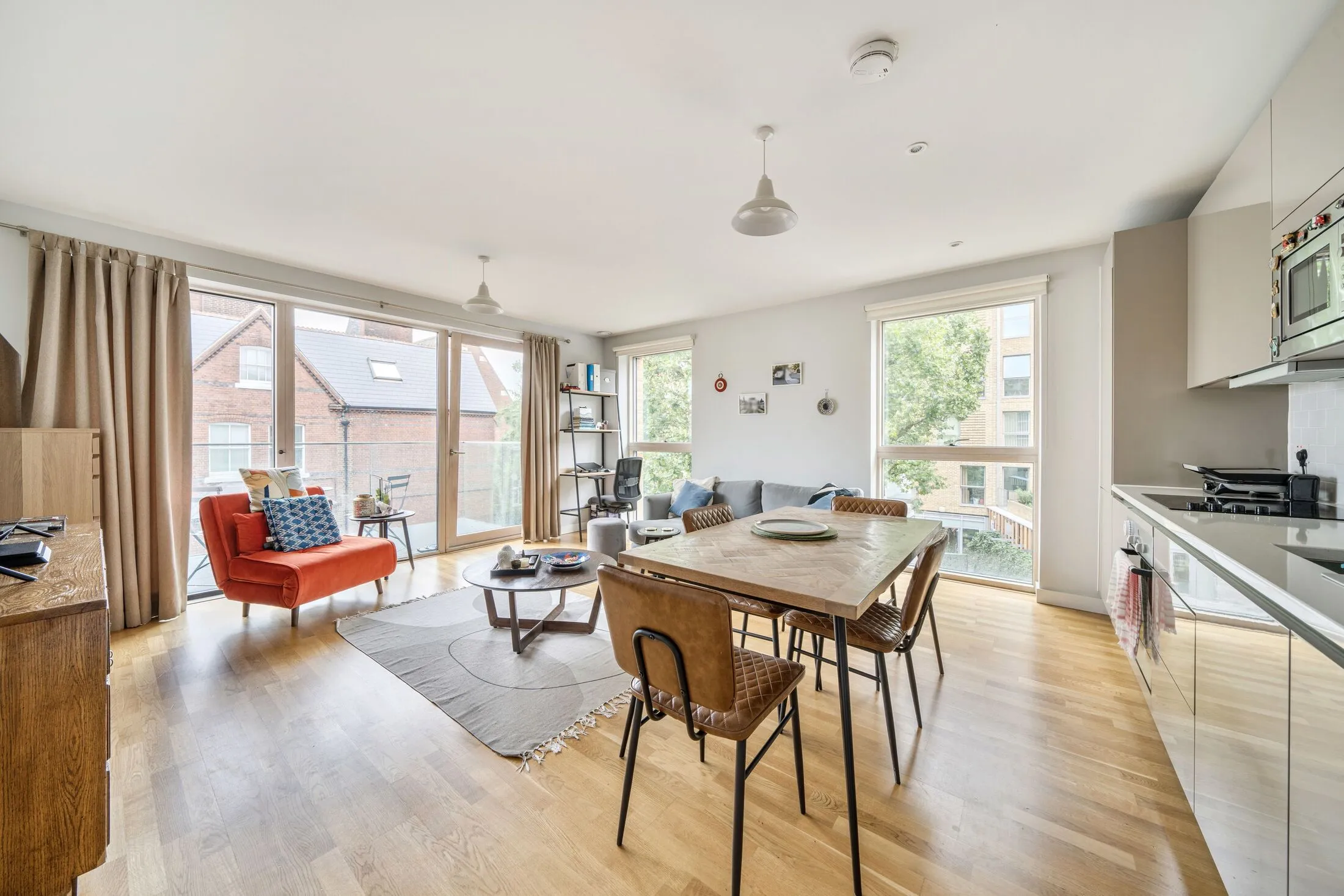 Flat Rodney Road in Greater London