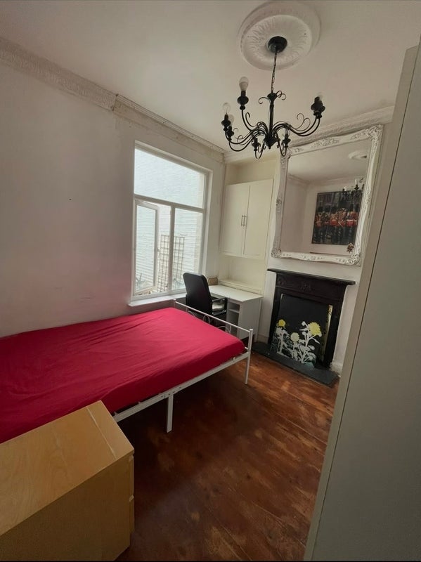 Room Archway Road in Greater London