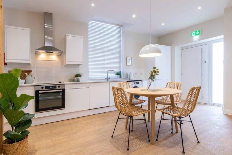 Room Watnall Road in Ashfield