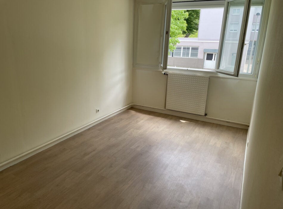 Flat Avenue Jean Jaurès in Oyonnax
