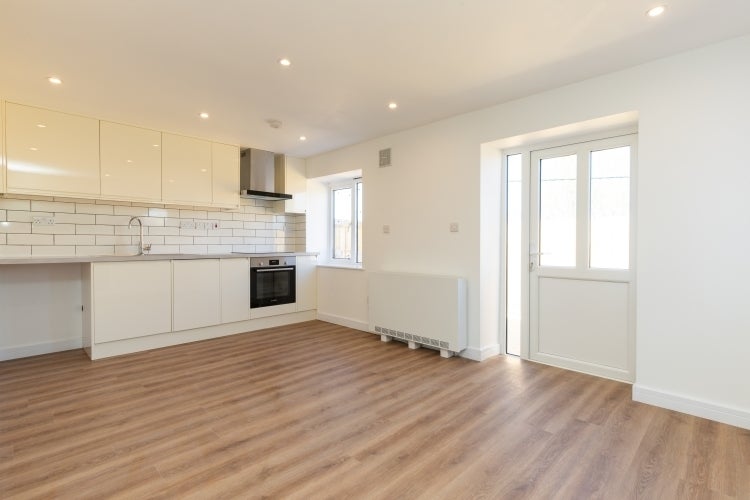 Flat Glenmore Business Centre in West Oxfordshire