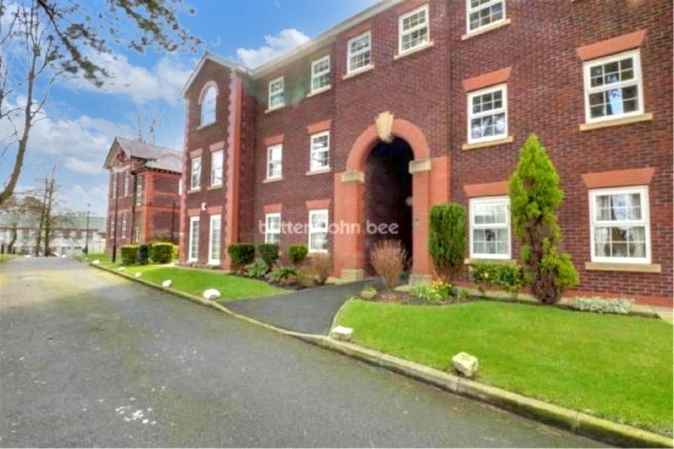 Flat Chester Road in Macclesfield