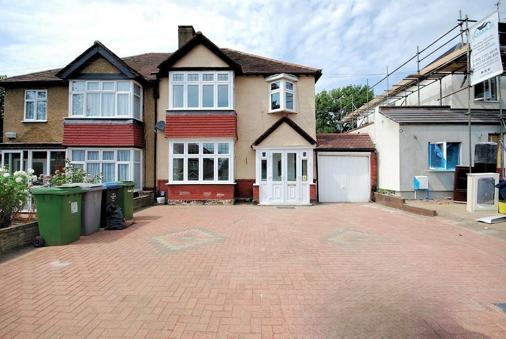 House St Andrews Avenue in Greater London