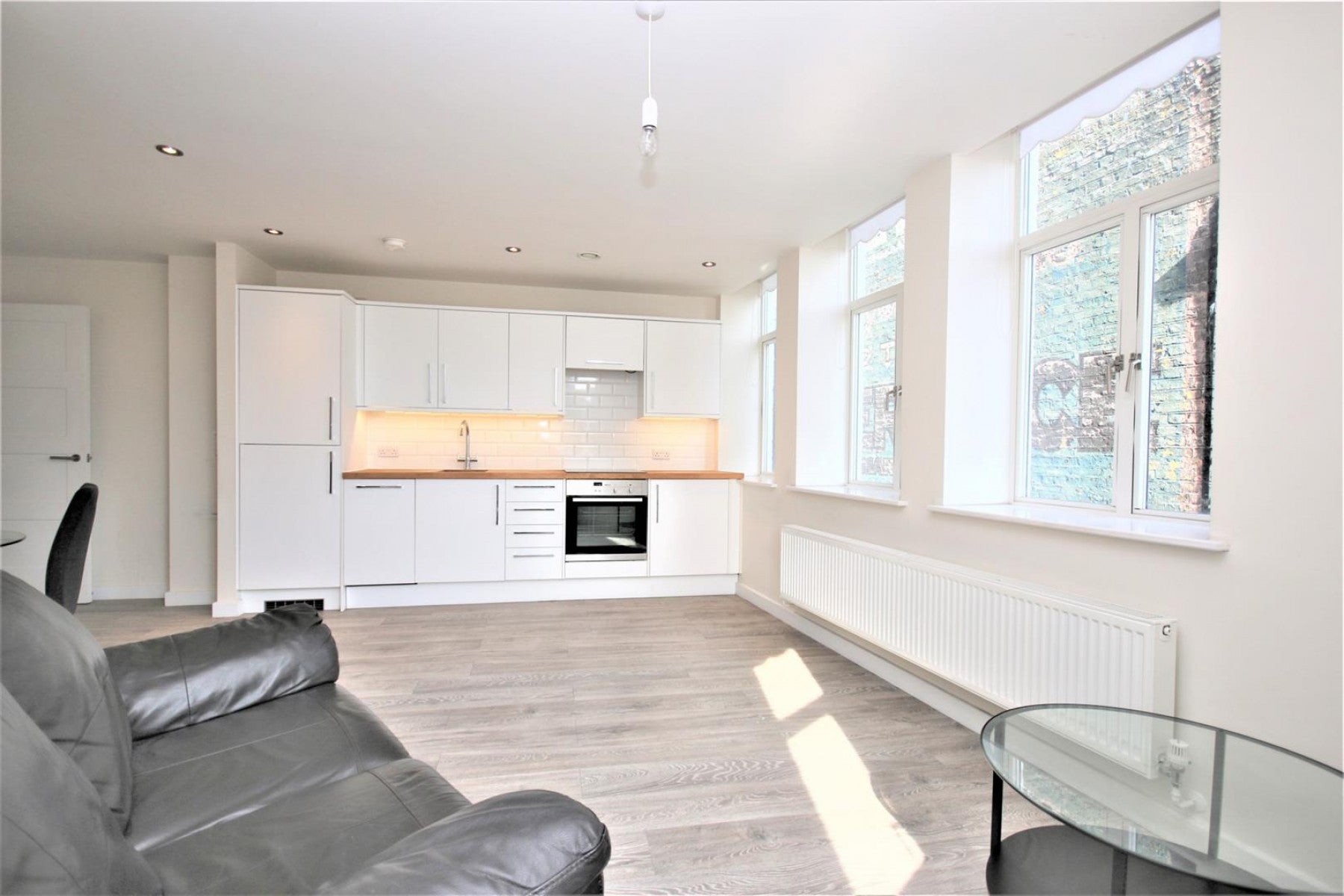Flat Molesworth Street in Greater London