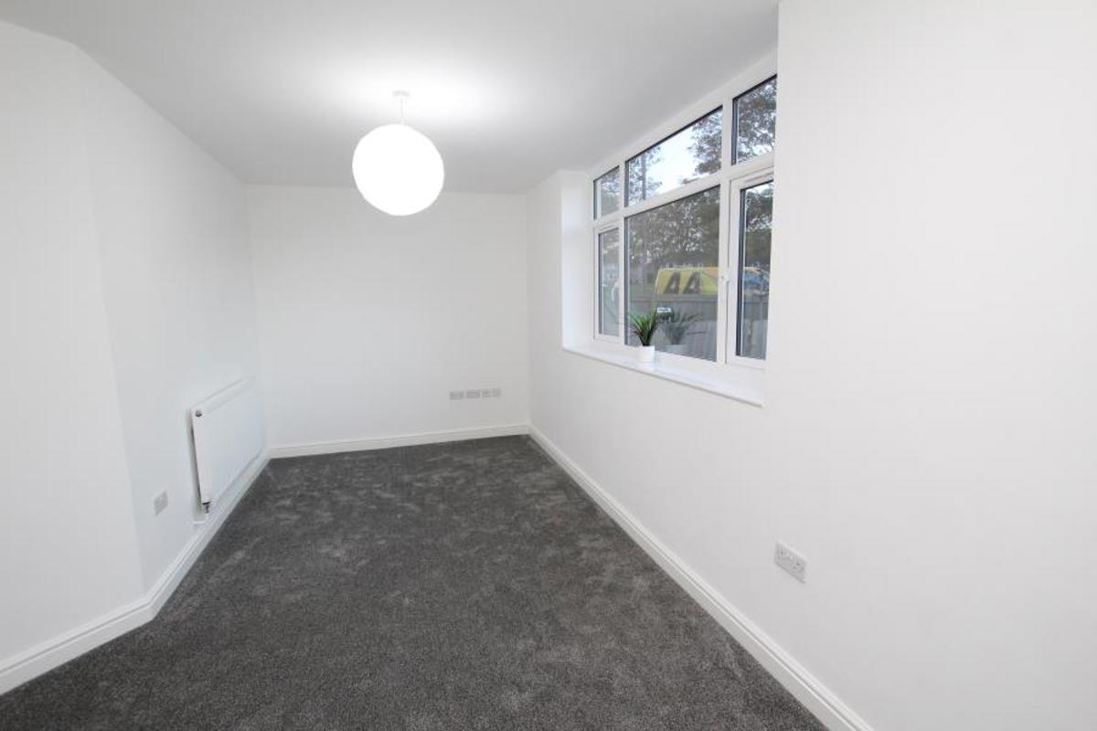 Flat Hillfields Avenue in Bristol