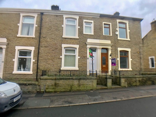 House Greenway Street in Darwen