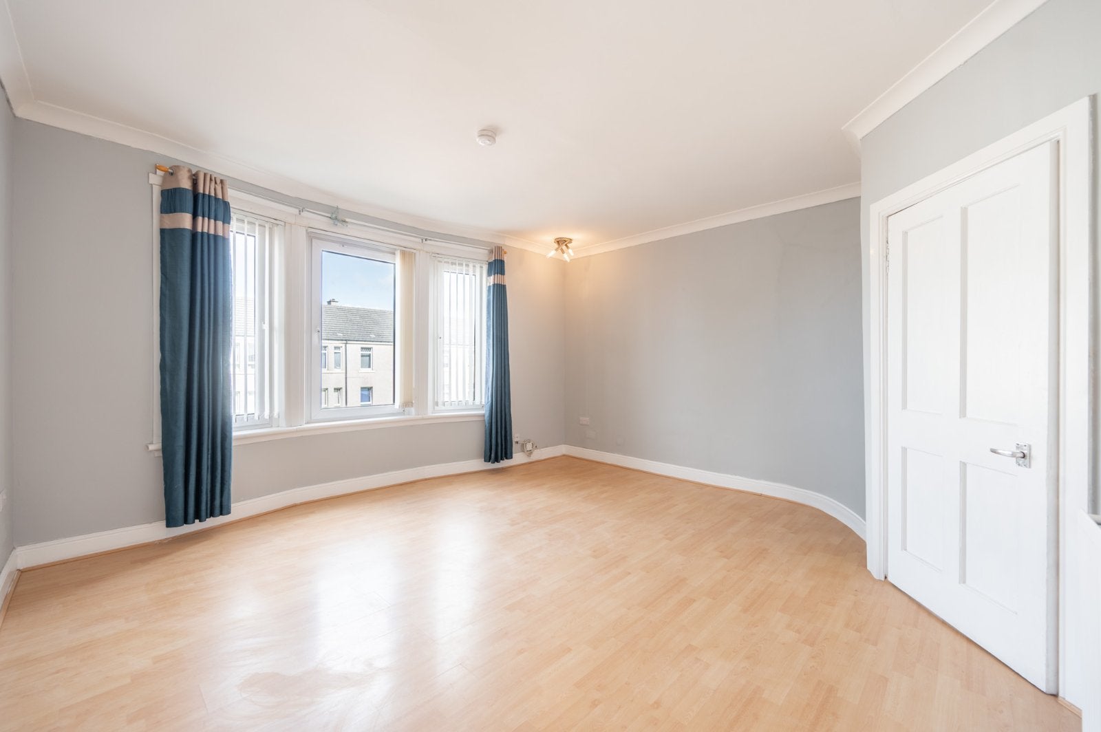 Flat Ashgill Road in Glasgow