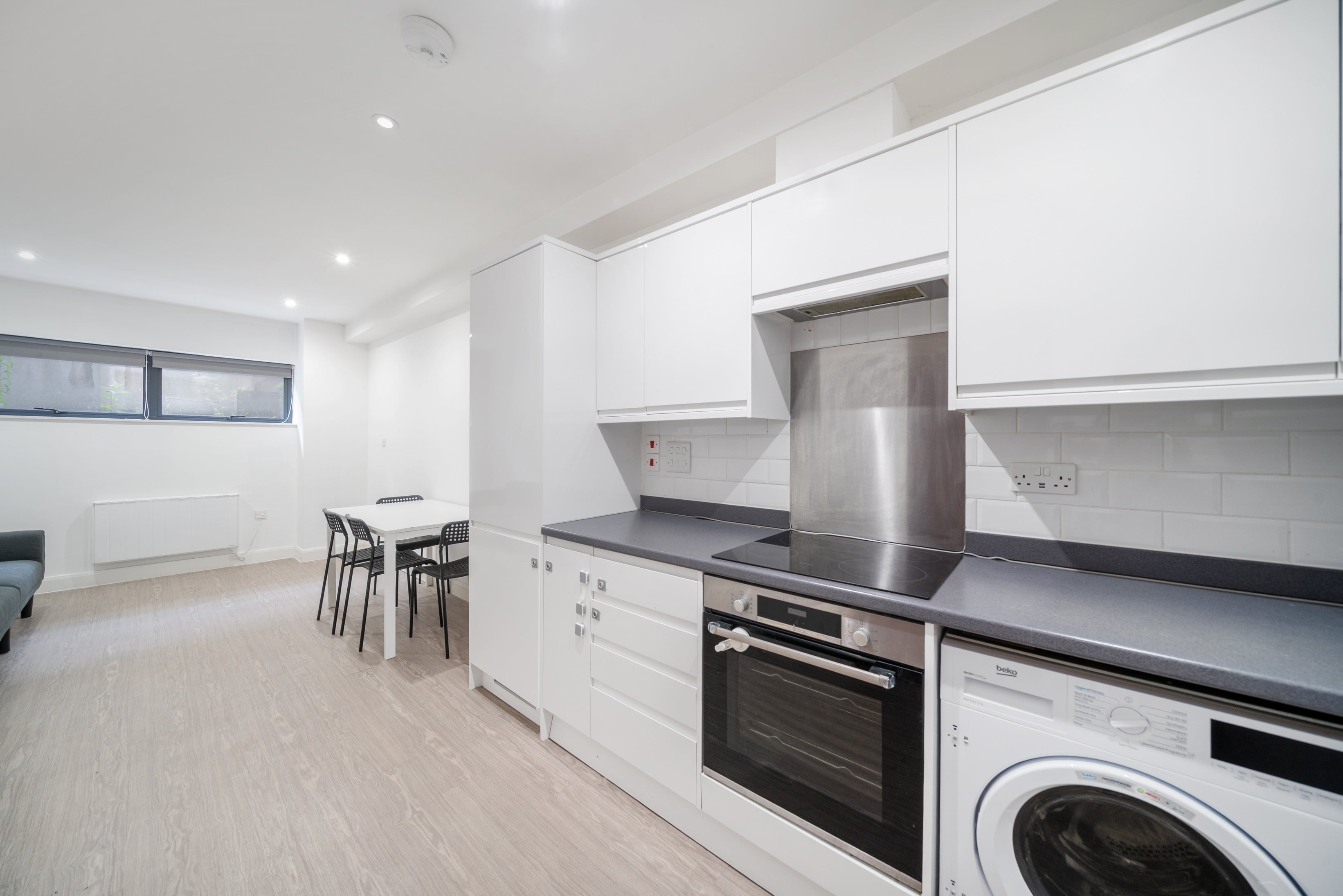 Flat Durnsford Road in Greater London