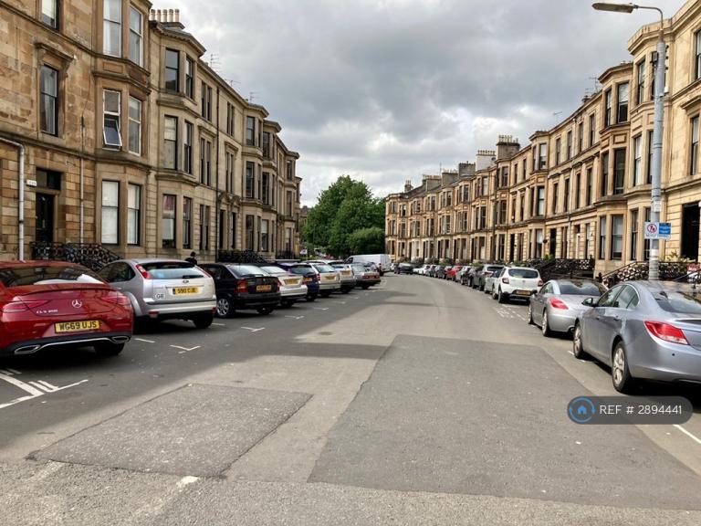 Flat Dowanside Road in Glasgow