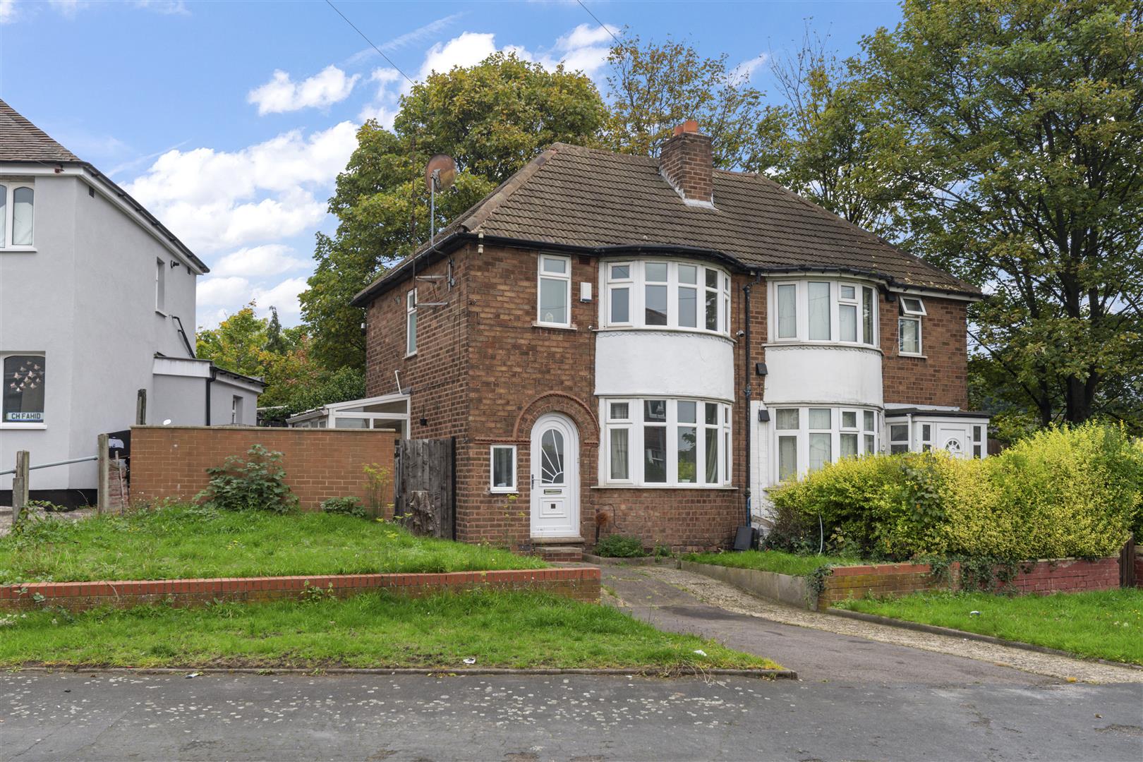 Flat Foley Road East in Walsall