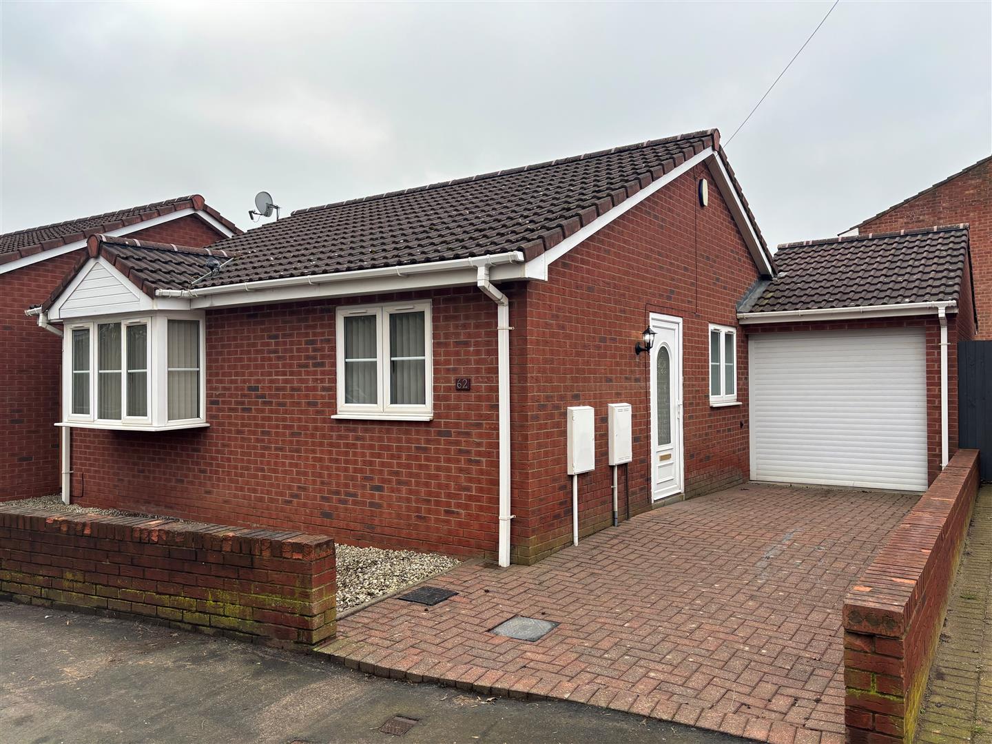 Flat Foley Road East in Walsall