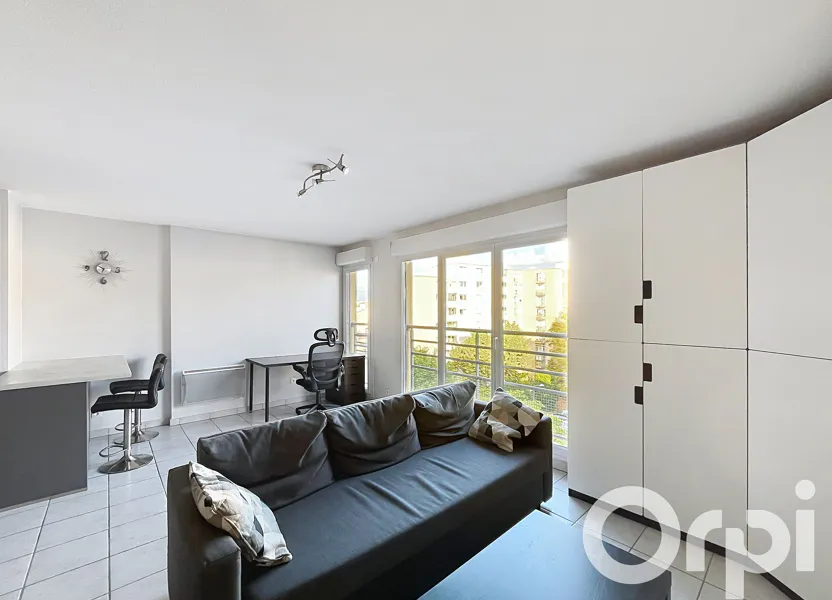 Appartement Avenue Roger Salengro à Villeurbanne