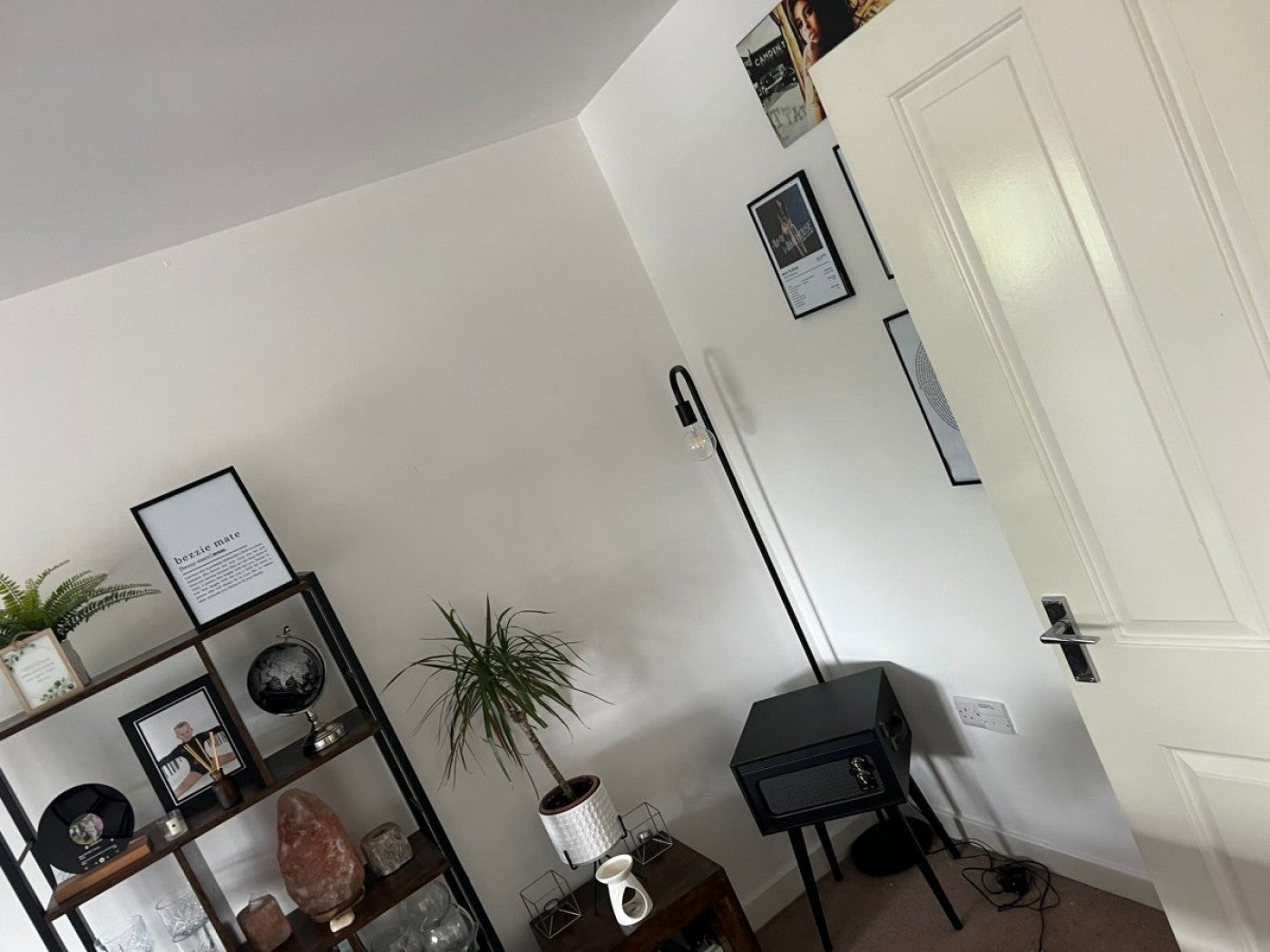 Flat West Street in Hoyland
