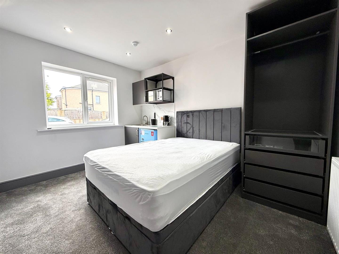 Room Fairfield Road in Lancaster