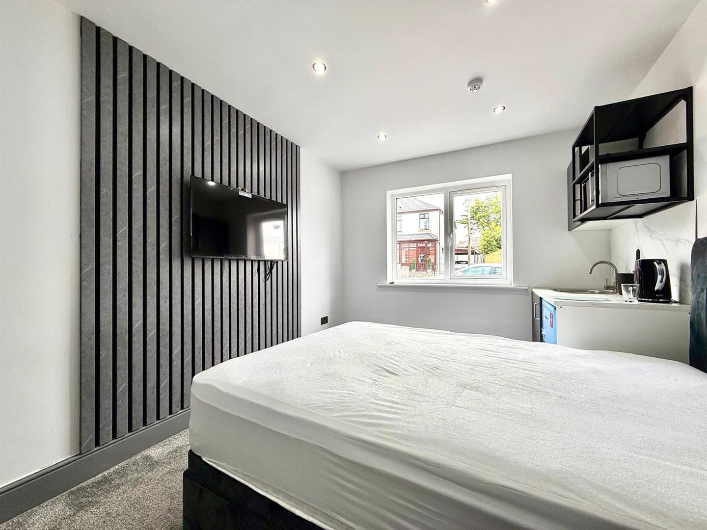 Room Fairfield Road in Lancaster