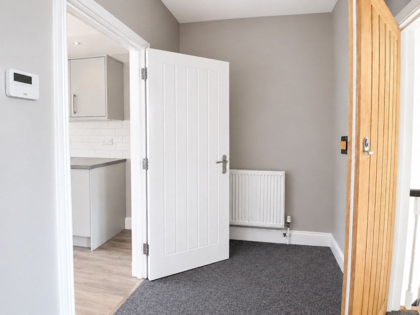 Flat Silchester Road in St Leonards