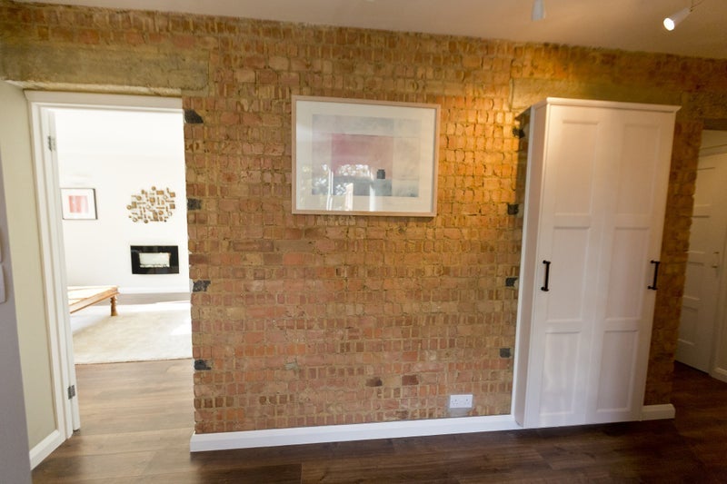 Room Spencer Road in Greater London