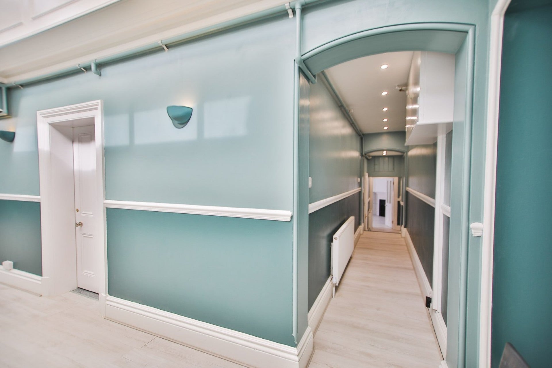 Room White Rock in St Leonards