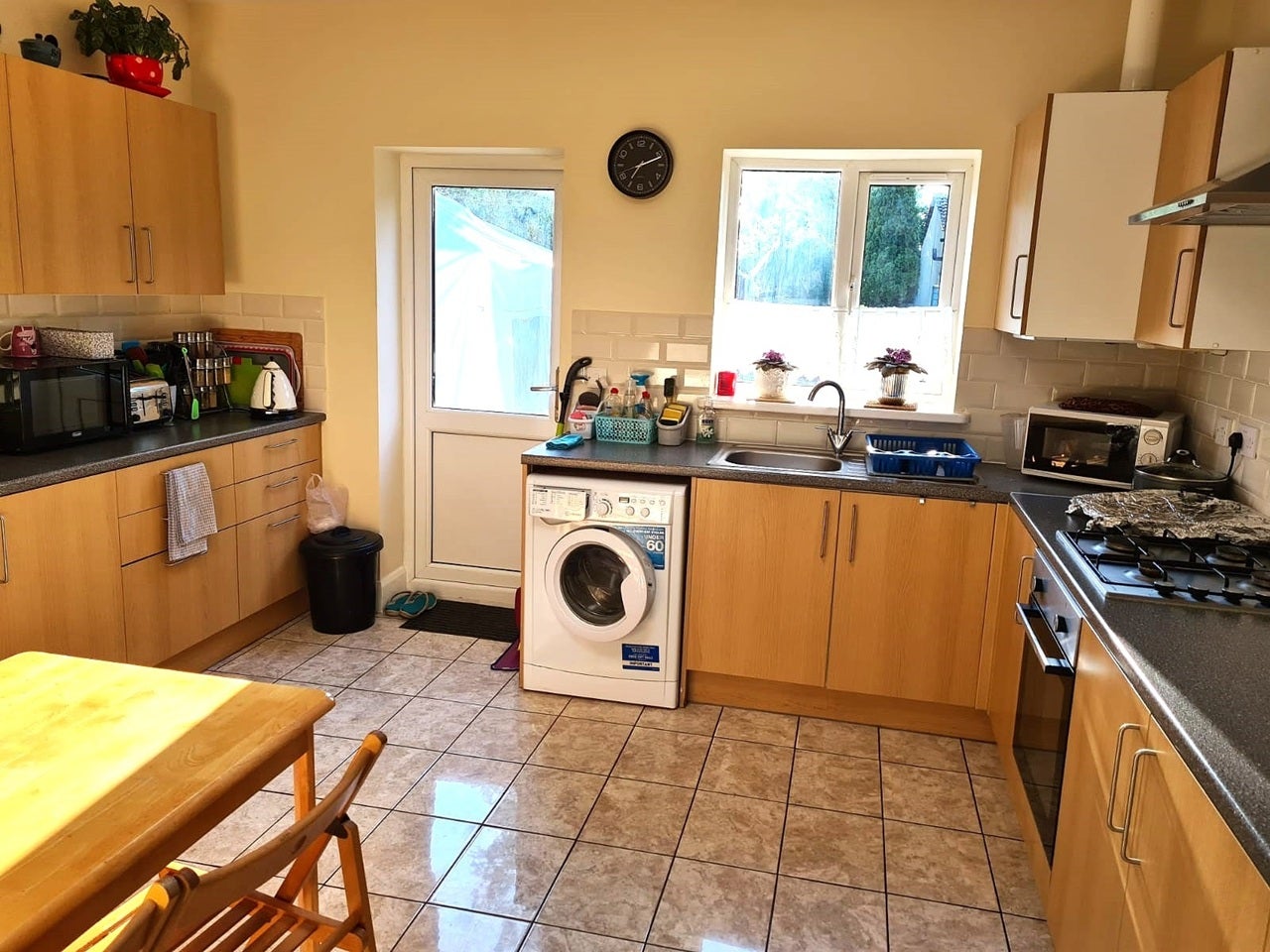 Room Dunkeld Road in Greater London