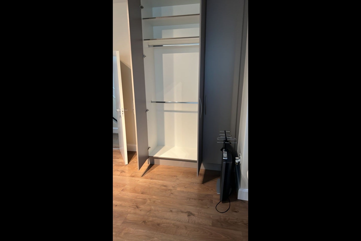 Room Dunkeld Road in Greater London