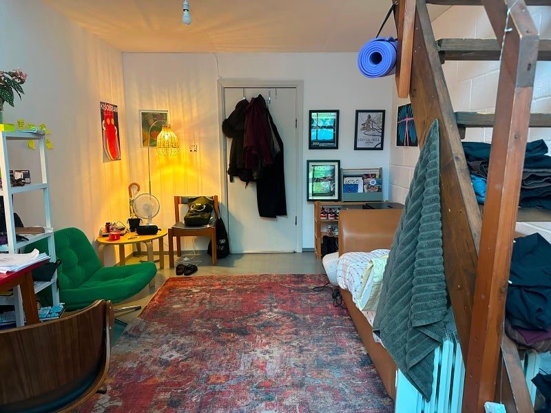 Room Mackintosh Lane in Greater London