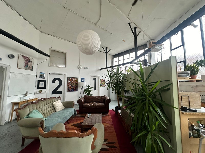 Room Mackintosh Lane in Greater London