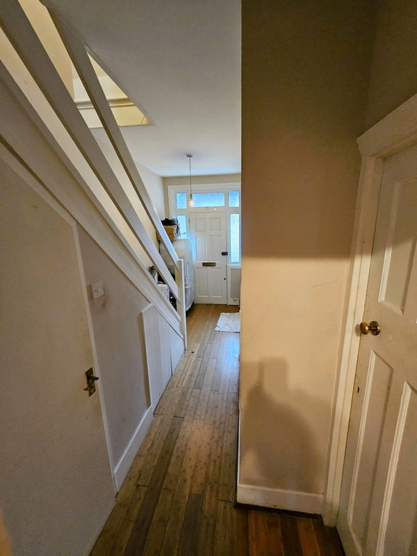 Room Framfield Road in Greater London