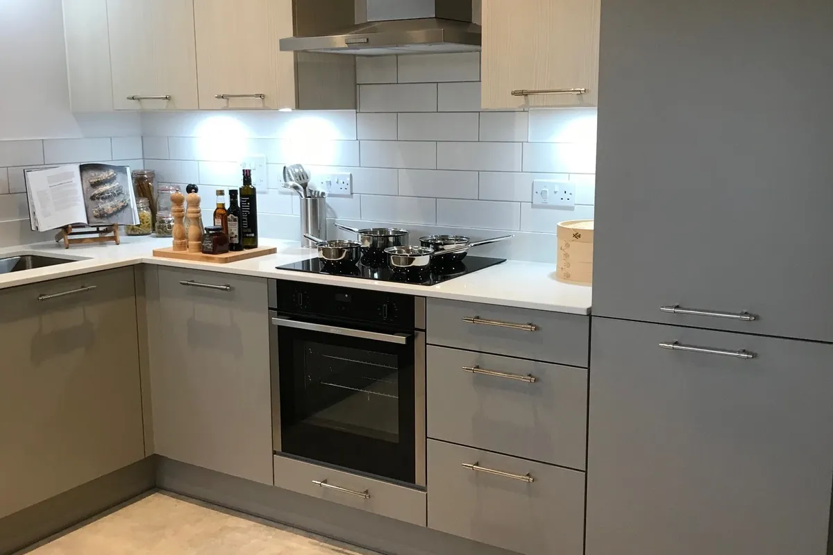 Flat Damers Road in Dorchester