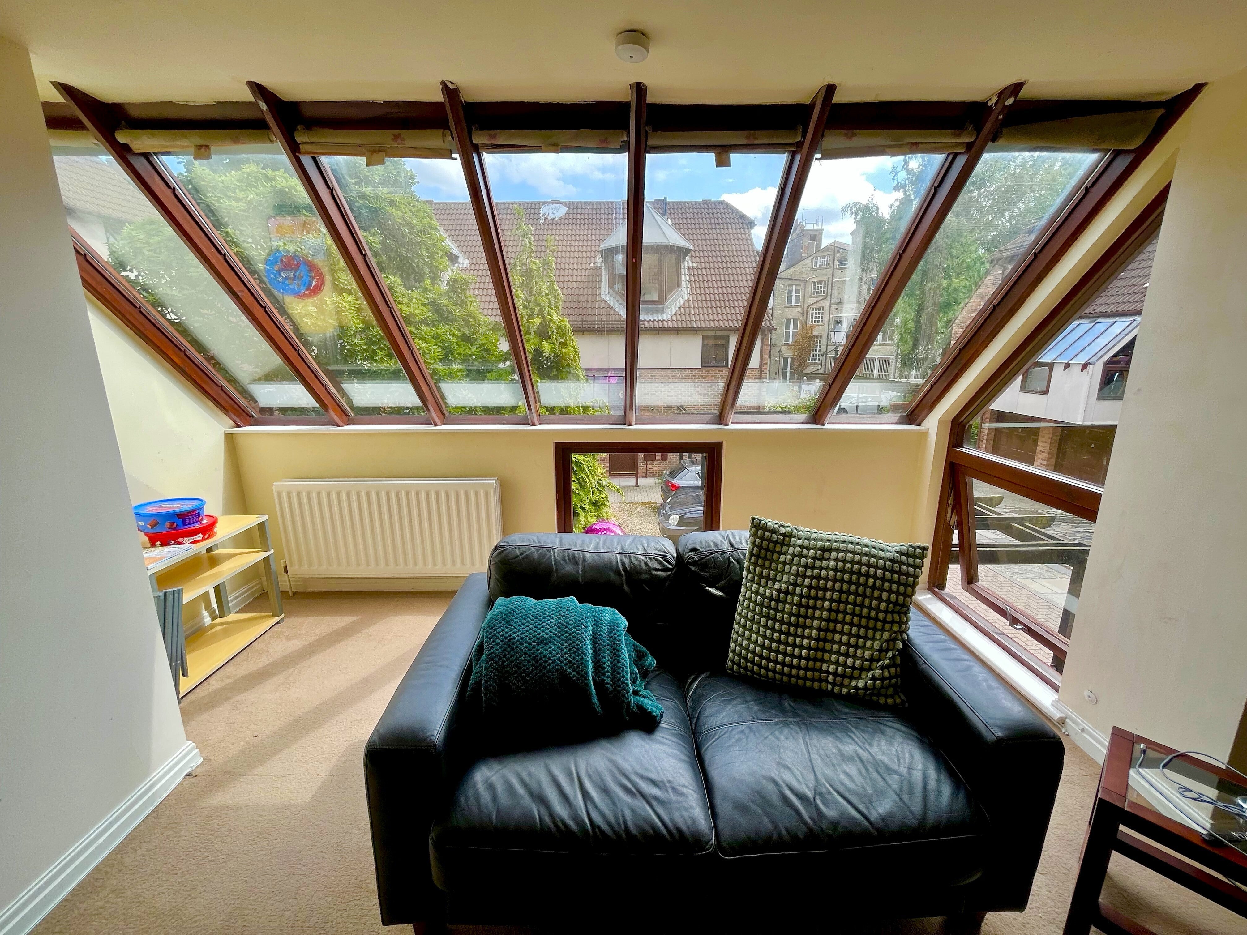 Flat Peppercorn Court in Newcastle upon Tyne