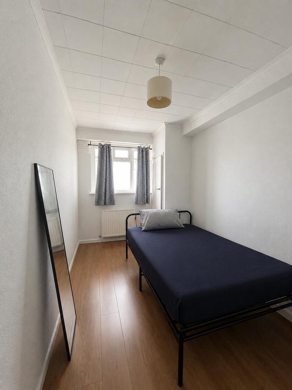 Room Nutwell Street in Greater London
