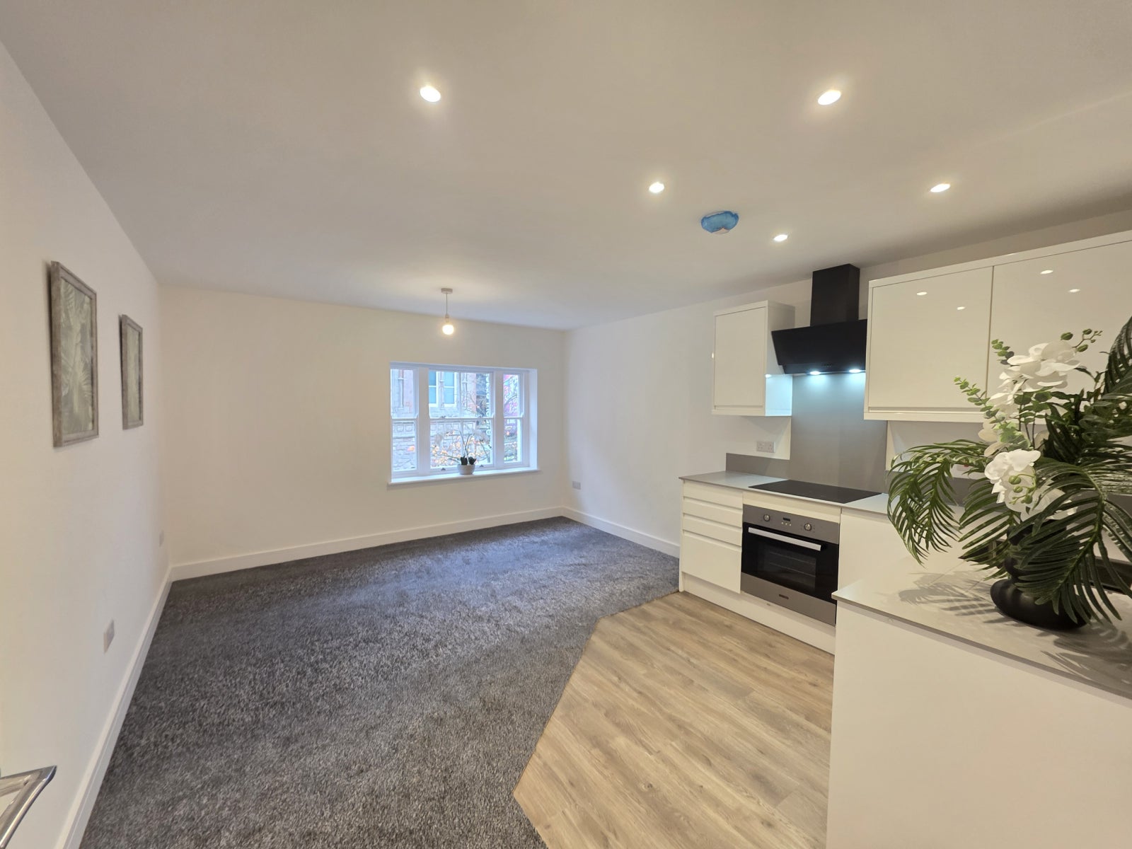 Flat Eastgate Street in Stafford