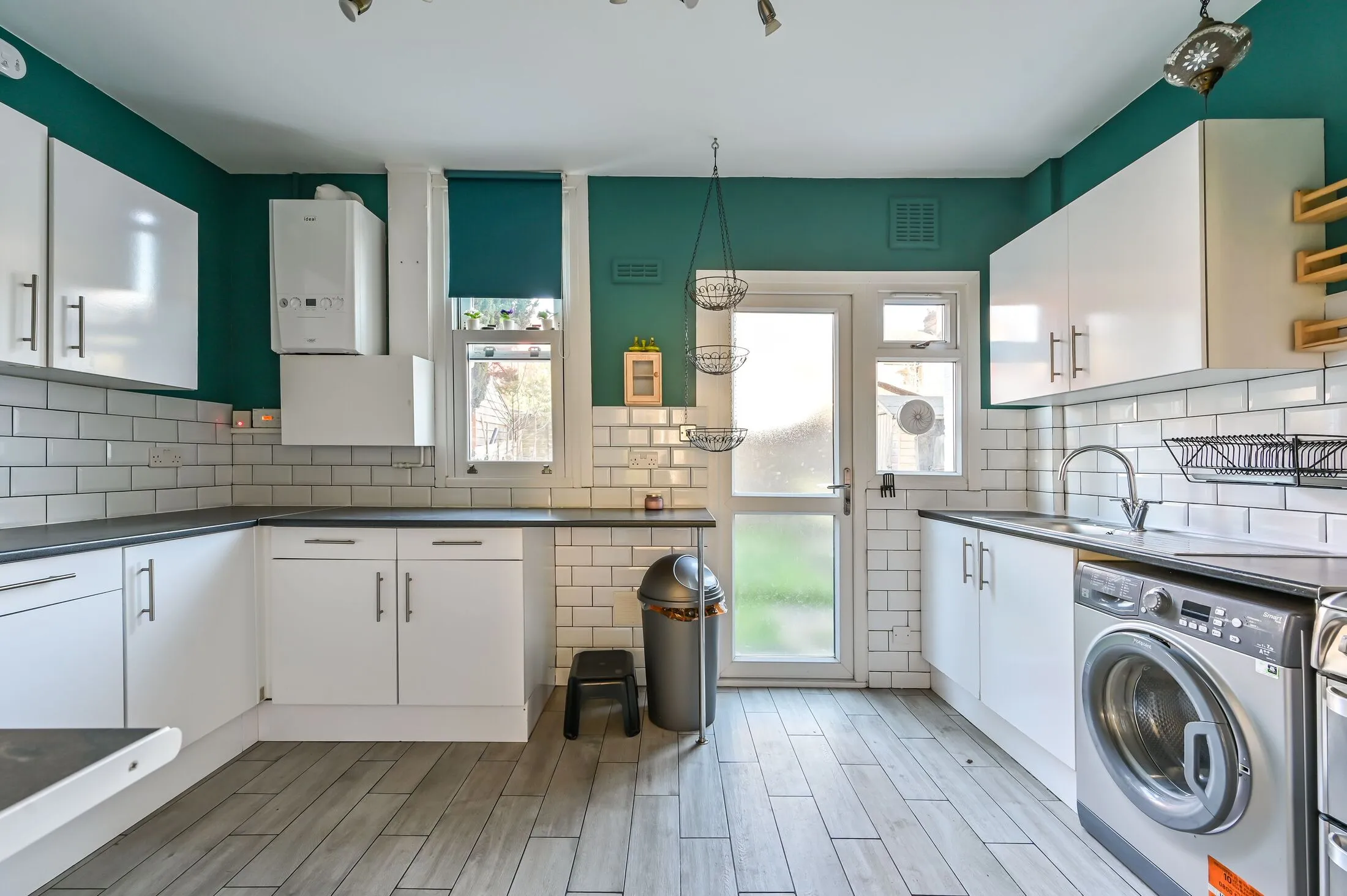 Flat Derinton Road in Greater London