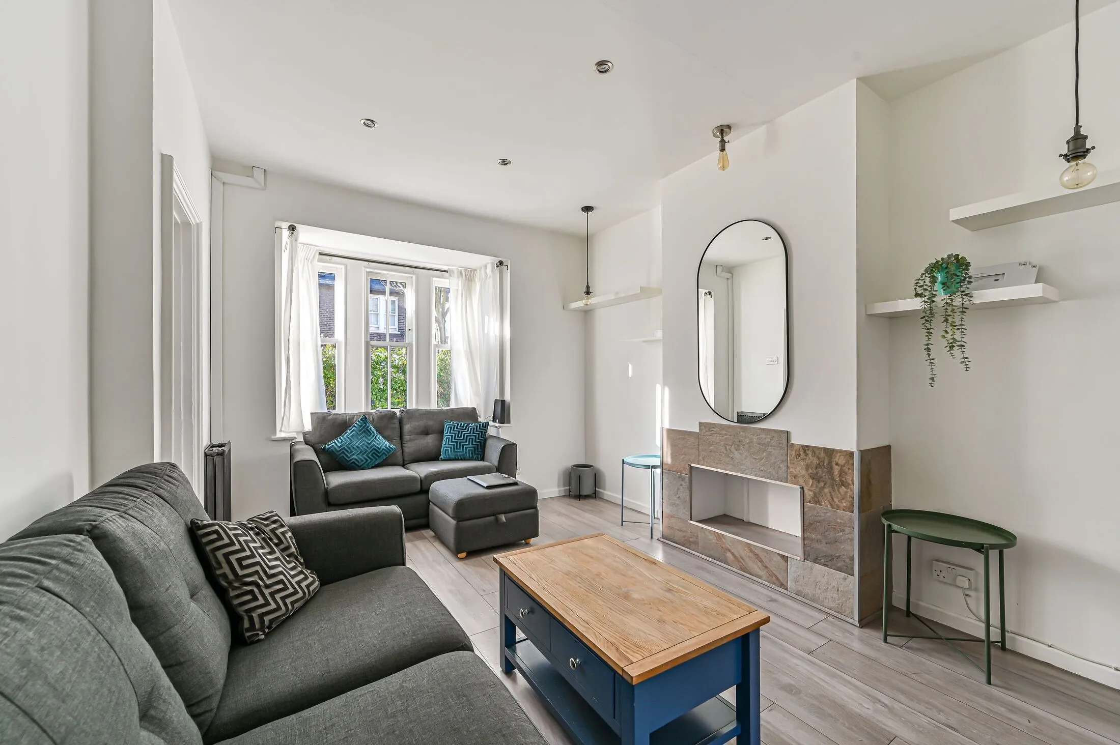 Flat Derinton Road in Greater London