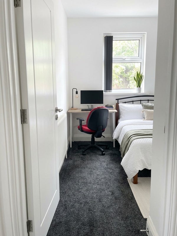 Room Bristol Road in Birmingham