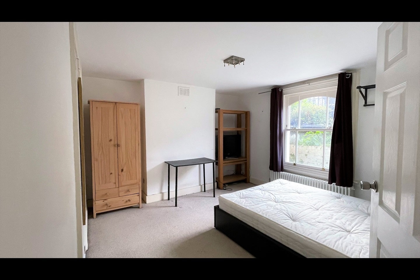House Albyn Road in Greater London