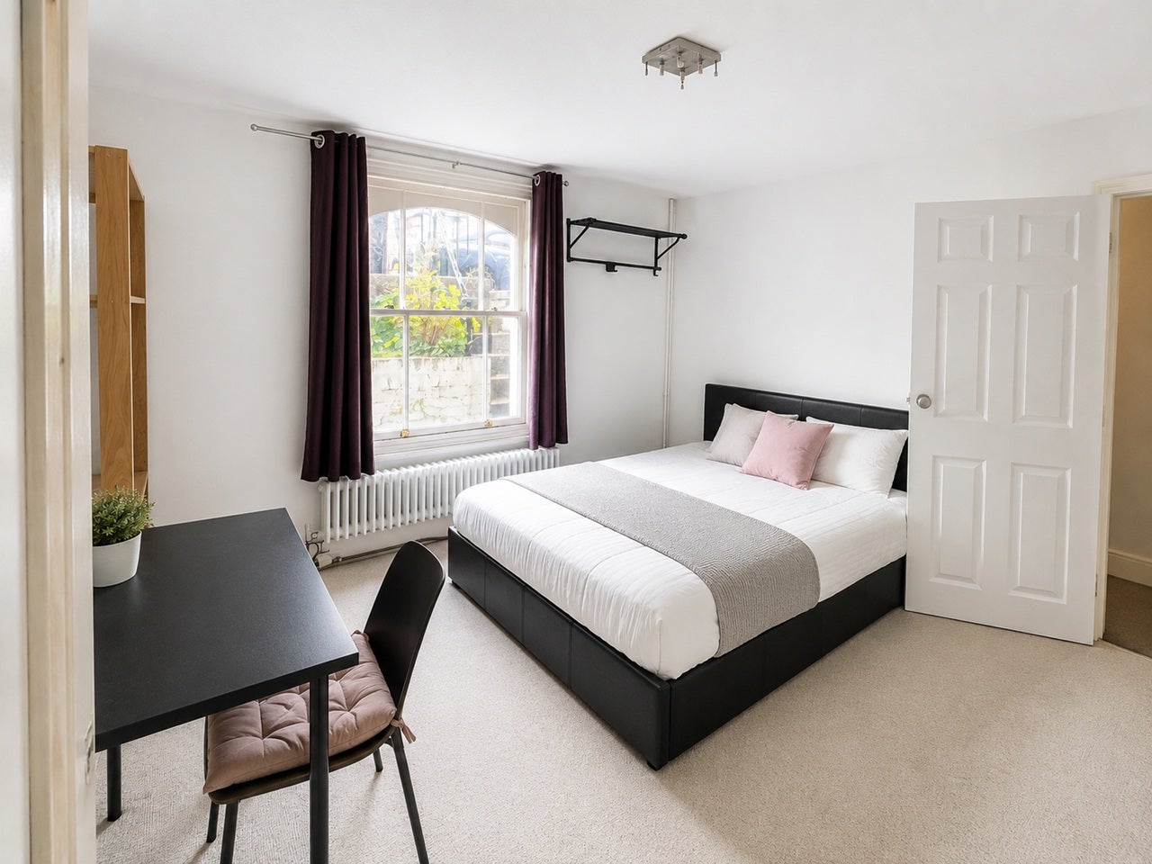 House Albyn Road in Greater London