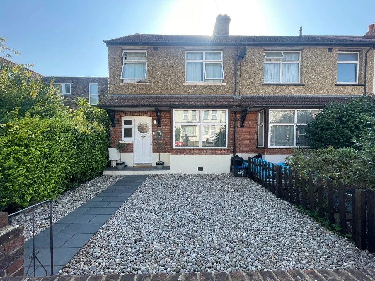 House Hounslow Road in Greater London