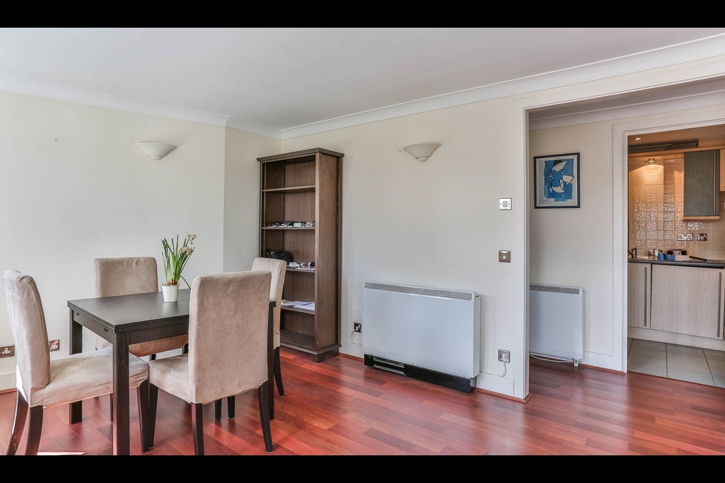 Flat Gaskin Street in Greater London