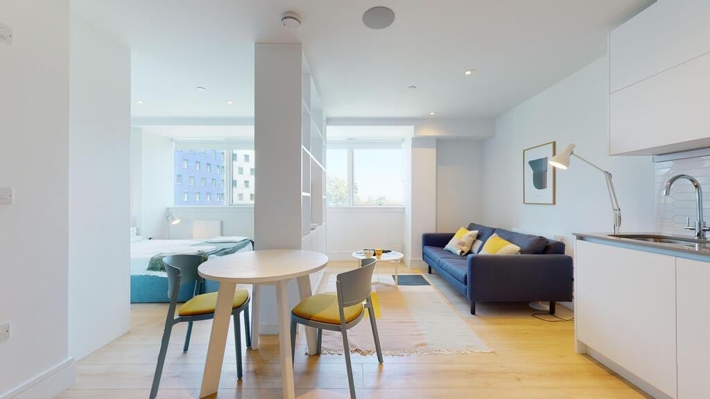 Flat Humphry Repton Lane in Greater London