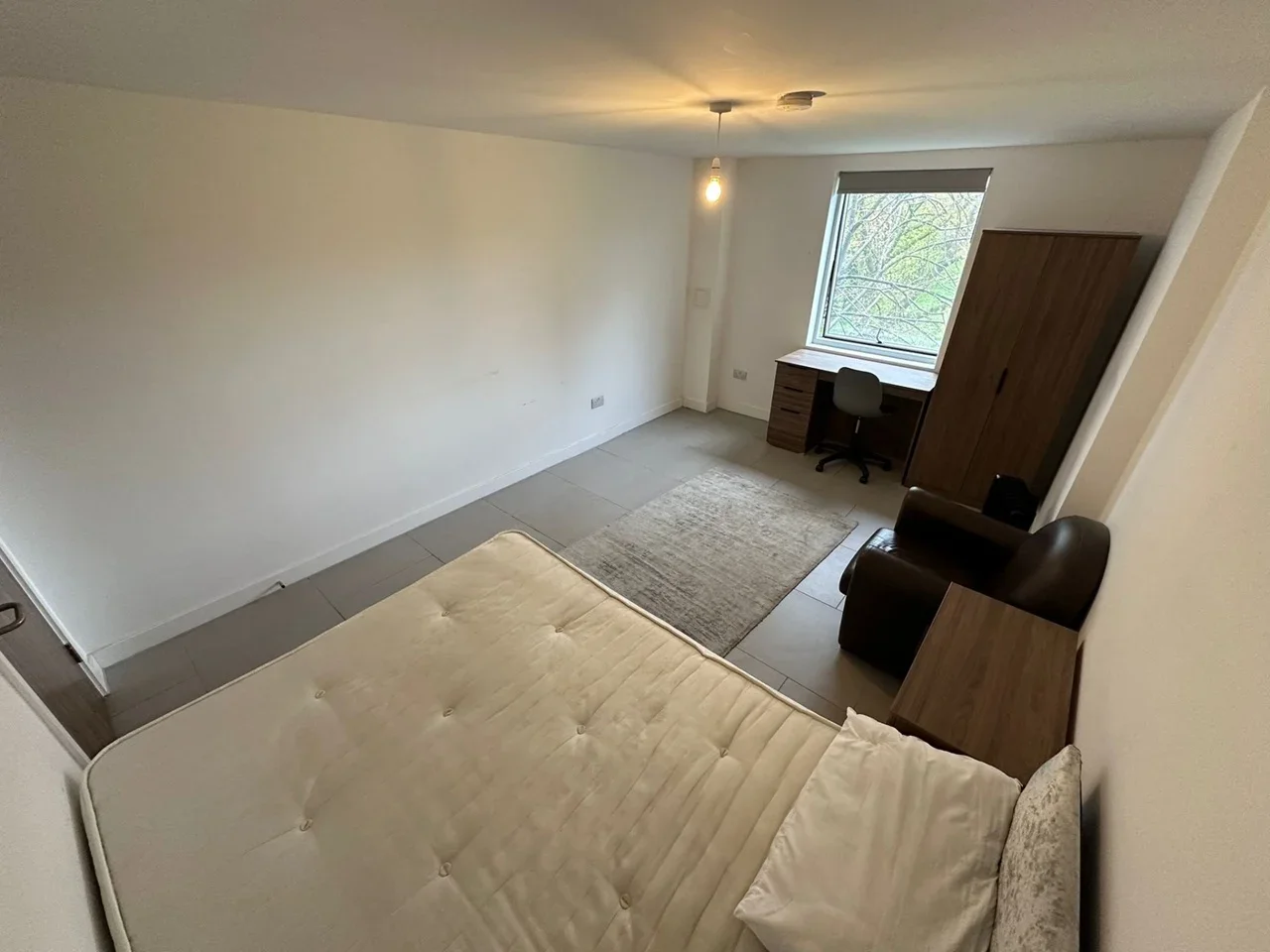 Room Motley Street in Greater London